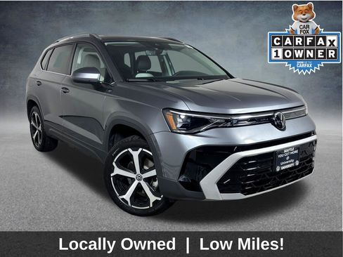Used 2025 Volkswagen Taos SEL AWD/4WD image 1