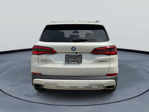 Used 2019 BMW X5 xDrive40i w/ Executive Package AWD/4WD image 4