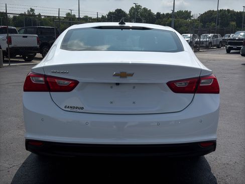 Used 2024 Chevrolet Malibu LS FWD image 7