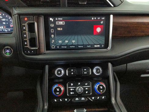 Used 2023 GMC Yukon XL Denali Ultimate AWD/4WD image 22