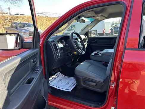 Used 2017 RAM 1500 Express w/ Express Value Package image 31