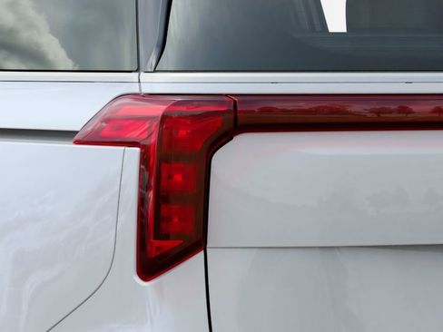New 2026 Kia Carnival LX FWD image 11