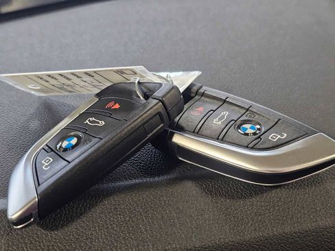 Used 2023 BMW i4 eDrive35 w/ Premium Package RWD image 38