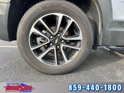 Used 2025 Chevrolet TrailBlazer LT AWD/4WD image 21
