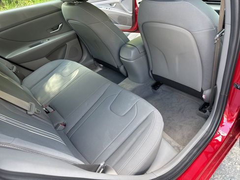 Certified 2023 Hyundai Elantra SEL w/ Convenience Package FWD image 13