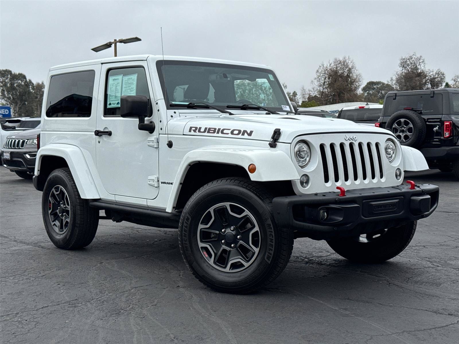 Used 2017 Jeep Wrangler Rubicon AWD/4WD image 2