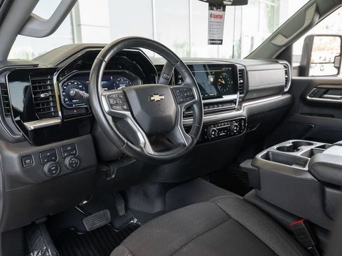 Used 2024 Chevrolet Silverado 2500 LT w/ Convenience Package AWD/4WD image 22