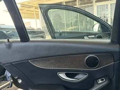 Used 2019 Mercedes-Benz C 300 4MATIC Sedan image 20