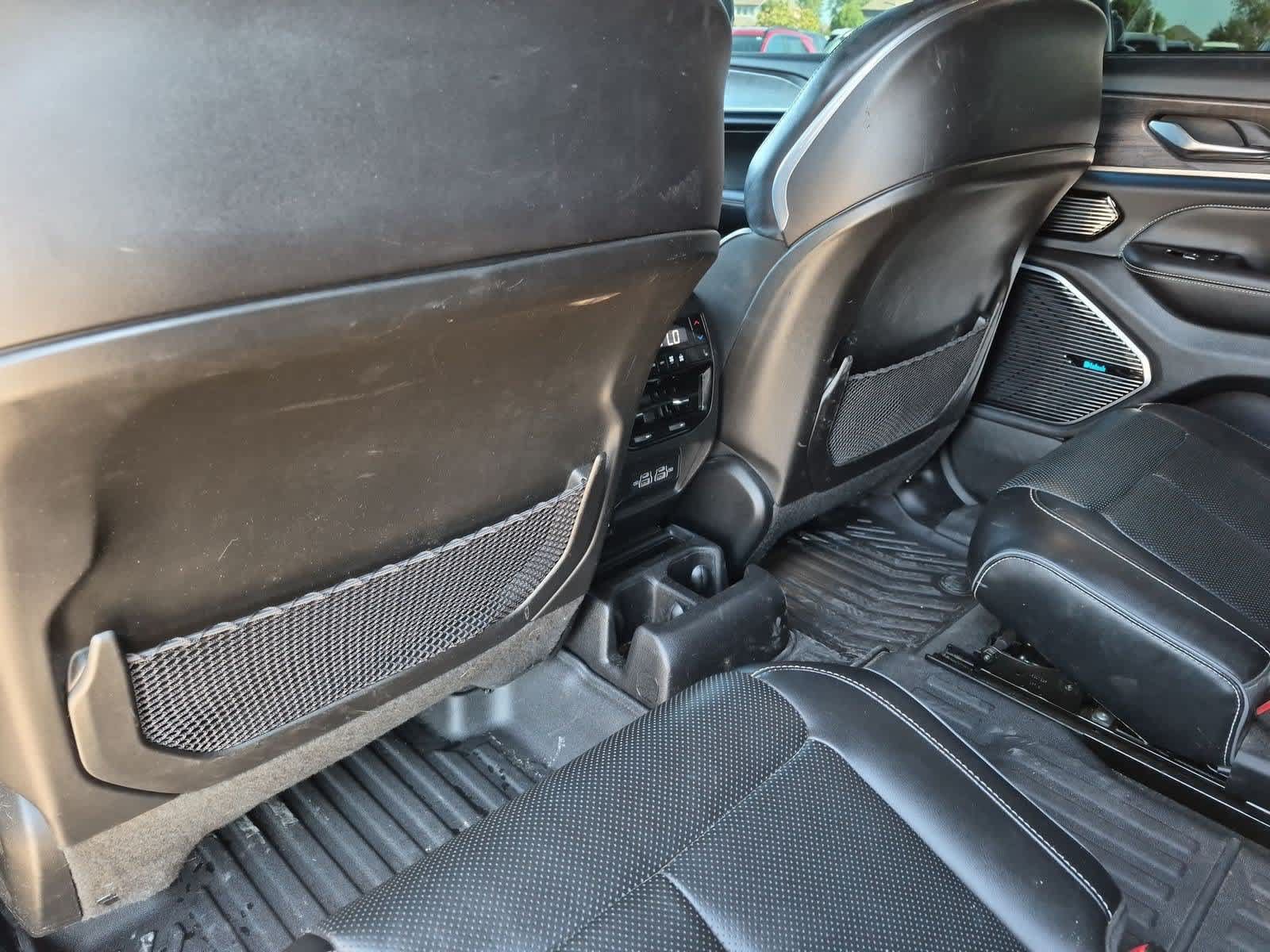 Used 2021 Jeep Grand Cherokee L Overland w/ Luxury Tech Group IV RWD image 17
