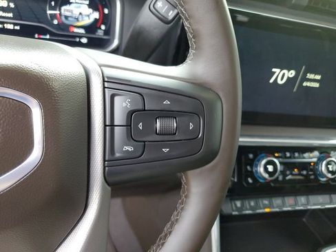 Used 2025 GMC Sierra 2500 Denali w/ Denali Reserve Package AWD/4WD image 28