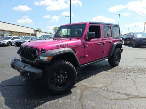 Used 2024 Jeep Wrangler Unlimited Sport AWD/4WD image 2
