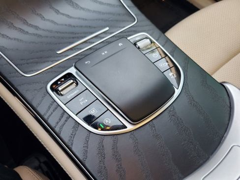 Used 2021 Mercedes-Benz GLC 300 GLC 300 SUV image 25