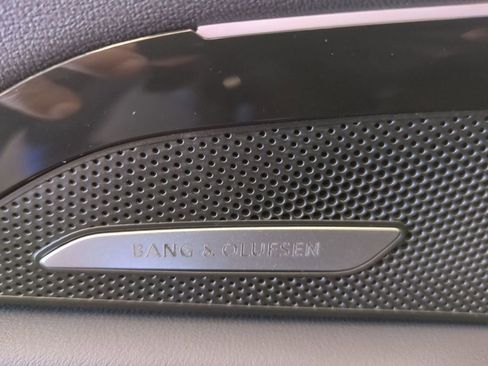 Used 2025 Audi Q5 Premium Plus w/ Premium Plus image 14