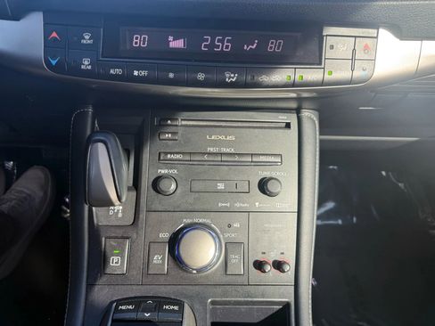 Used 2017 Lexus CT 200h w/ Navigation System Package image 15