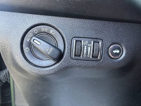 Used 2020 Dodge Challenger SXT w/ Plus Package RWD image 15