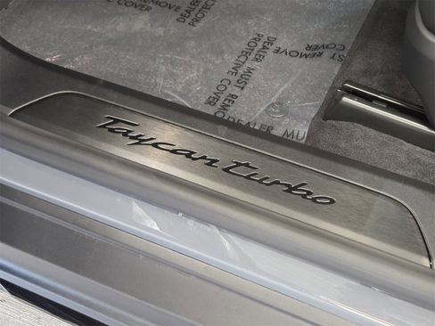 New 2026 Porsche Taycan Cross Turismo image 17