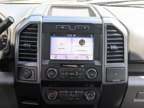 Used 2019 Ford F150 XLT AWD/4WD image 17