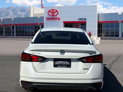 Used 2020 Nissan Altima 2.0 SR FWD image 4