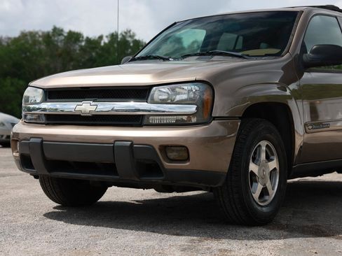Used 2003 Chevrolet TrailBlazer LT image 25