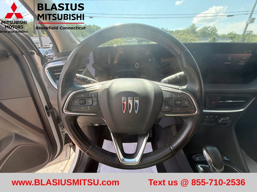 Used 2024 Buick Encore GX Preferred FWD image 19