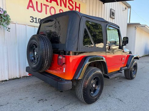 Used 2003 Jeep Wrangler Sahara AWD/4WD image 10