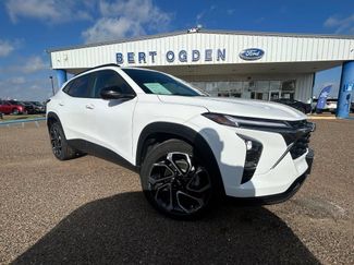 Used 2025 Chevrolet Trax RS w/ Driver Confidence Package FWD video 1
