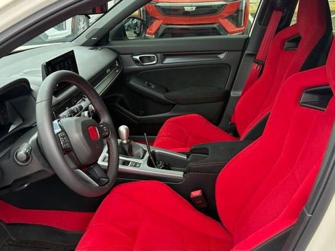 Used 2025 Honda Civic Type R image 14