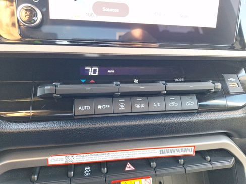 Used 2025 Toyota Tundra SR5 image 28