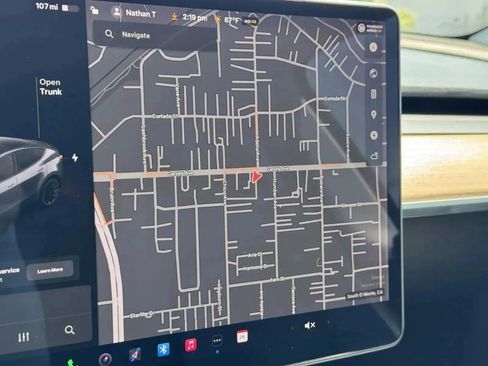 Used 2021 Tesla Model Y Long Range image 12