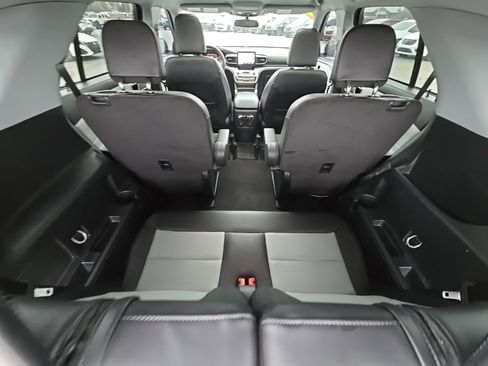 Used 2023 Ford Explorer XLT w/ Equipment Group 202A image 42