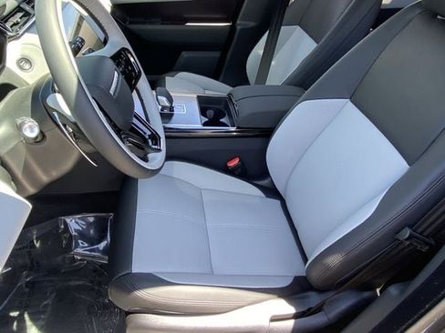 New 2026 Land Rover Range Rover Velar Dynamic SE AWD/4WD image 6