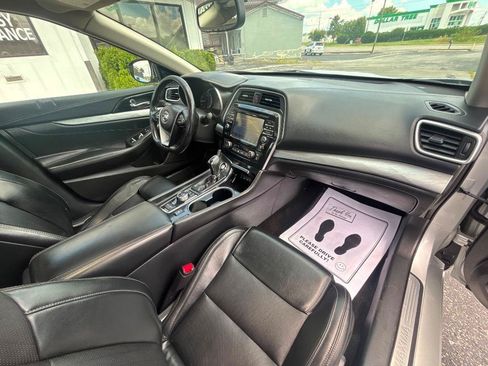 Used 2017 Nissan Maxima 3.5 SL FWD image 38