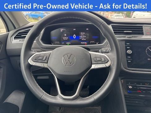 Certified 2023 Volkswagen Tiguan SE w/ Panoramic Sunroof Package AWD/4WD image 8