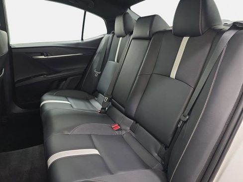 Certified 2025 Toyota Camry SE w/ Convenience Package image 13