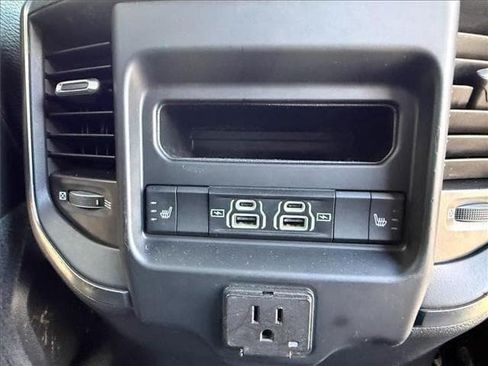 Used 2021 RAM 2500 Limited AWD/4WD image 34