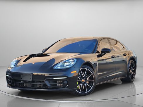 Used 2023 Porsche Panamera 4 Platinum Edition AWD/4WD image 1
