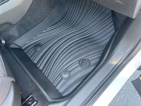 Used 2022 Buick Envision Preferred FWD image 17