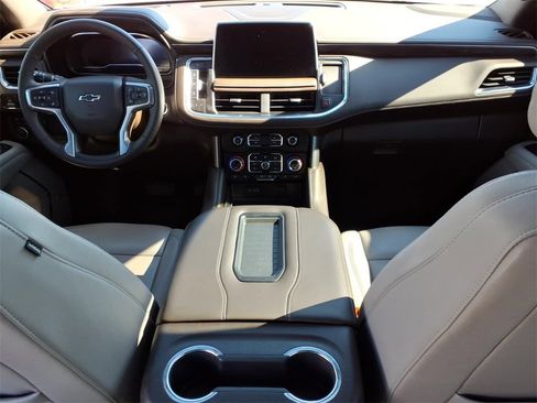 Used 2023 Chevrolet Tahoe Z71 w/ Luxury Package image 18