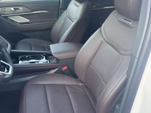 New 2026 Ford Explorer Platinum RWD image 21