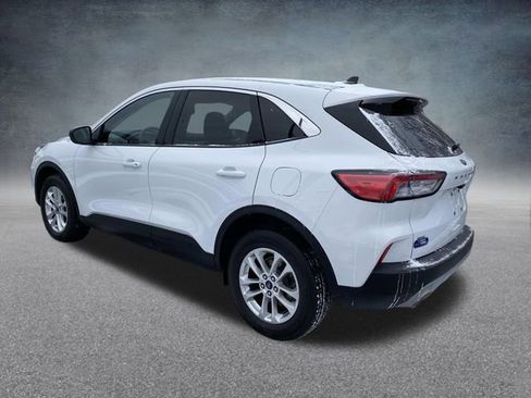 Used 2022 Ford Escape SE image 21