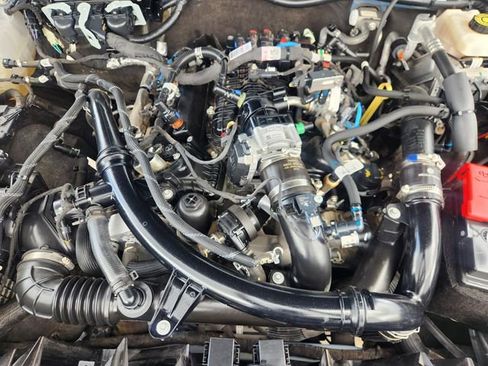 Used 2023 Ford Bronco Outer Banks image 32