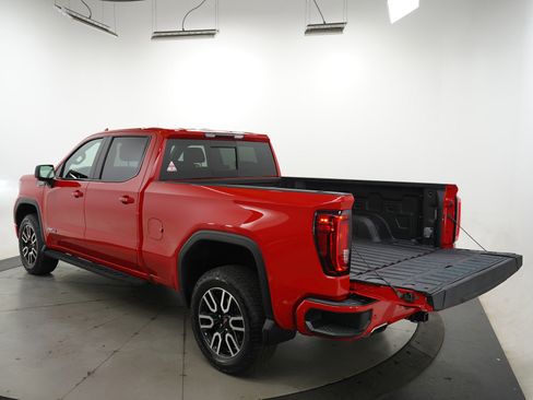 Used 2022 GMC Sierra 1500 AT4 image 10