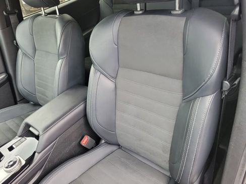 Used 2025 Mitsubishi Outlander SE AWD/4WD image 7