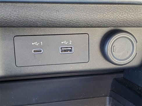 Certified 2023 Nissan Rogue SV image 30