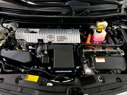 Used 2014 Toyota Prius Two image 31