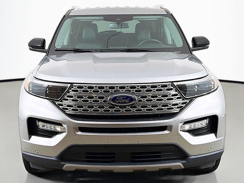 Used 2023 Ford Explorer Limited w/ Equipment Group 301A AWD/4WD image 14