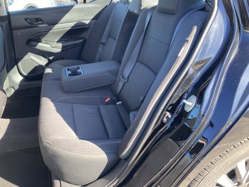 Used 2023 Nissan Altima 2.5 SV image 32