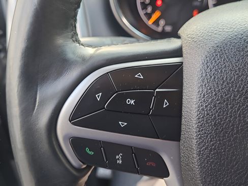 Used 2018 Jeep Grand Cherokee Laredo image 25