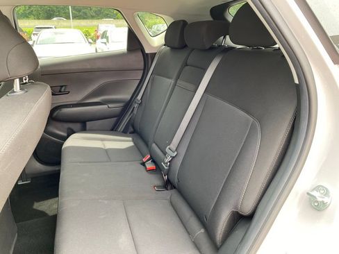 Used 2025 Hyundai Kona SEL FWD image 26