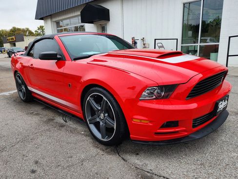 Used 2014 Ford Mustang Convertible w/ Equipment Group 102A image 2